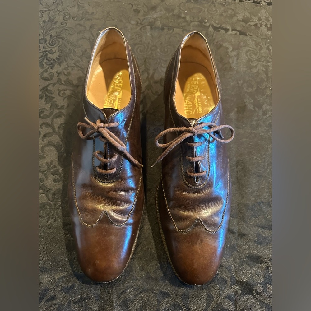 Salvatore Ferragamo Oxford leather shoes 
Size 10D